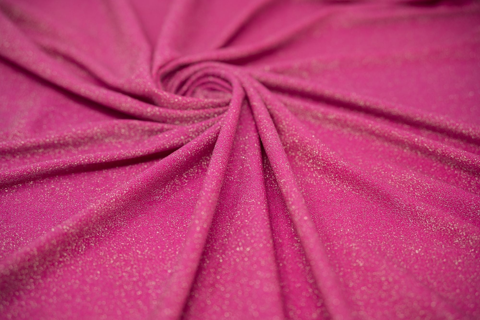 LYCRA VS SPANDEX - WHAT'S THE DIFFERENCE?