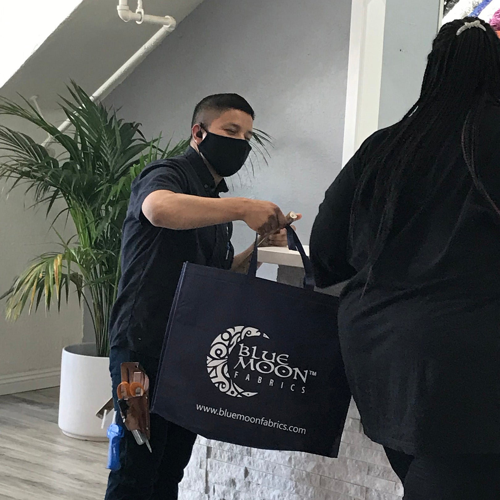 Shopping the best prices with Blue Moon Fabrics