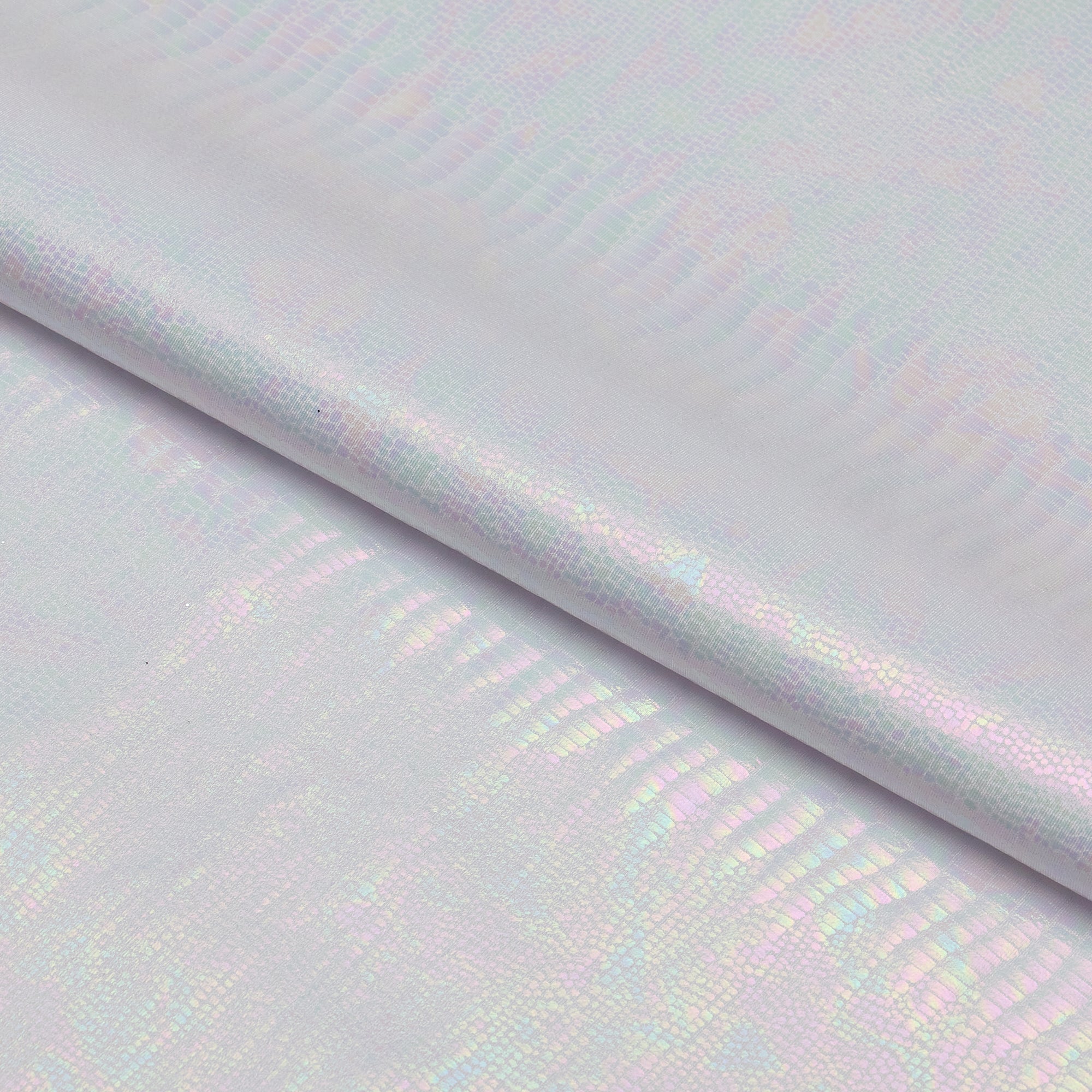 #color_snow white - UV/Blacklight Reactive