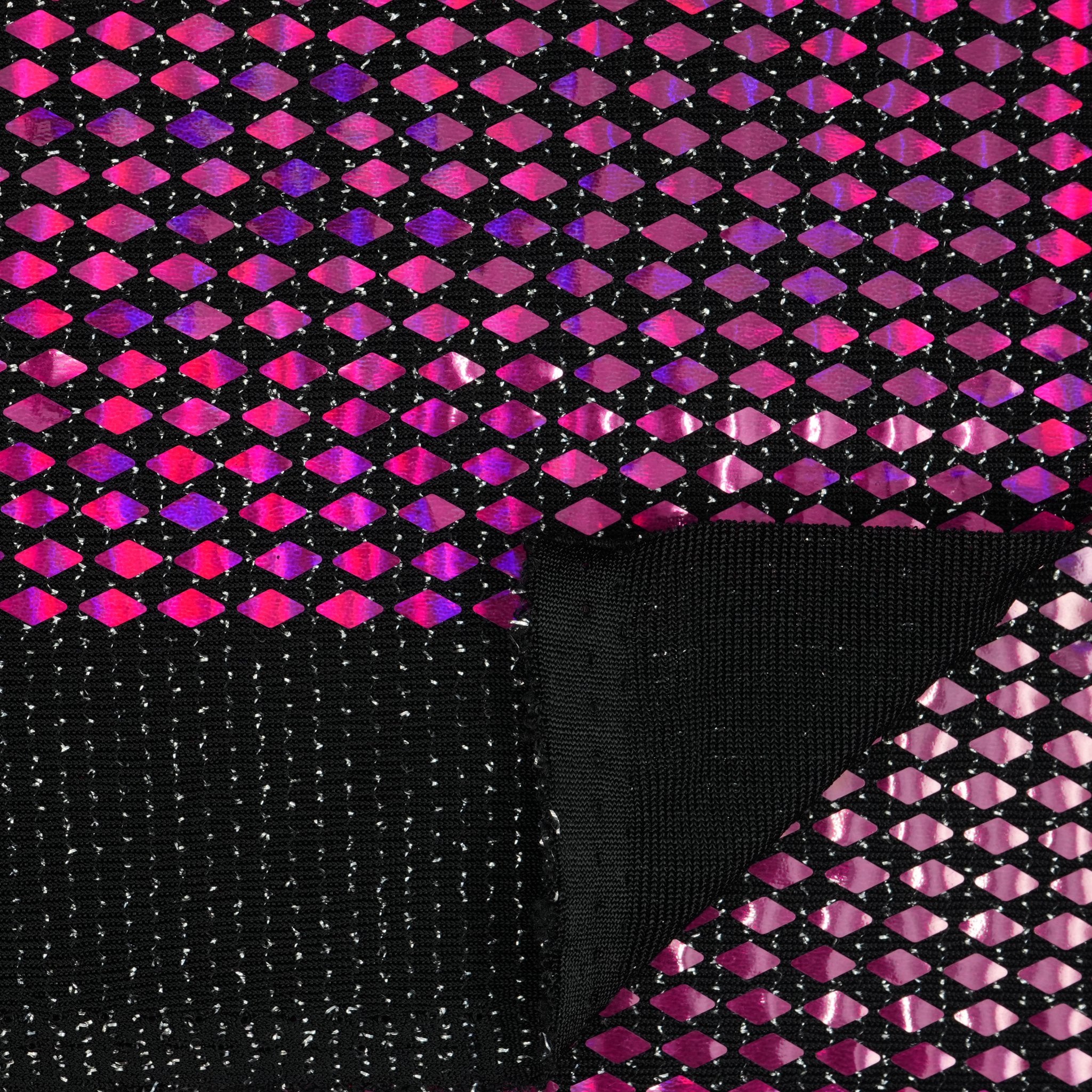 #color_black/fuchsia