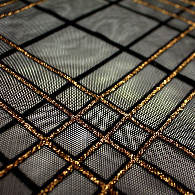 #color_black/black/gold