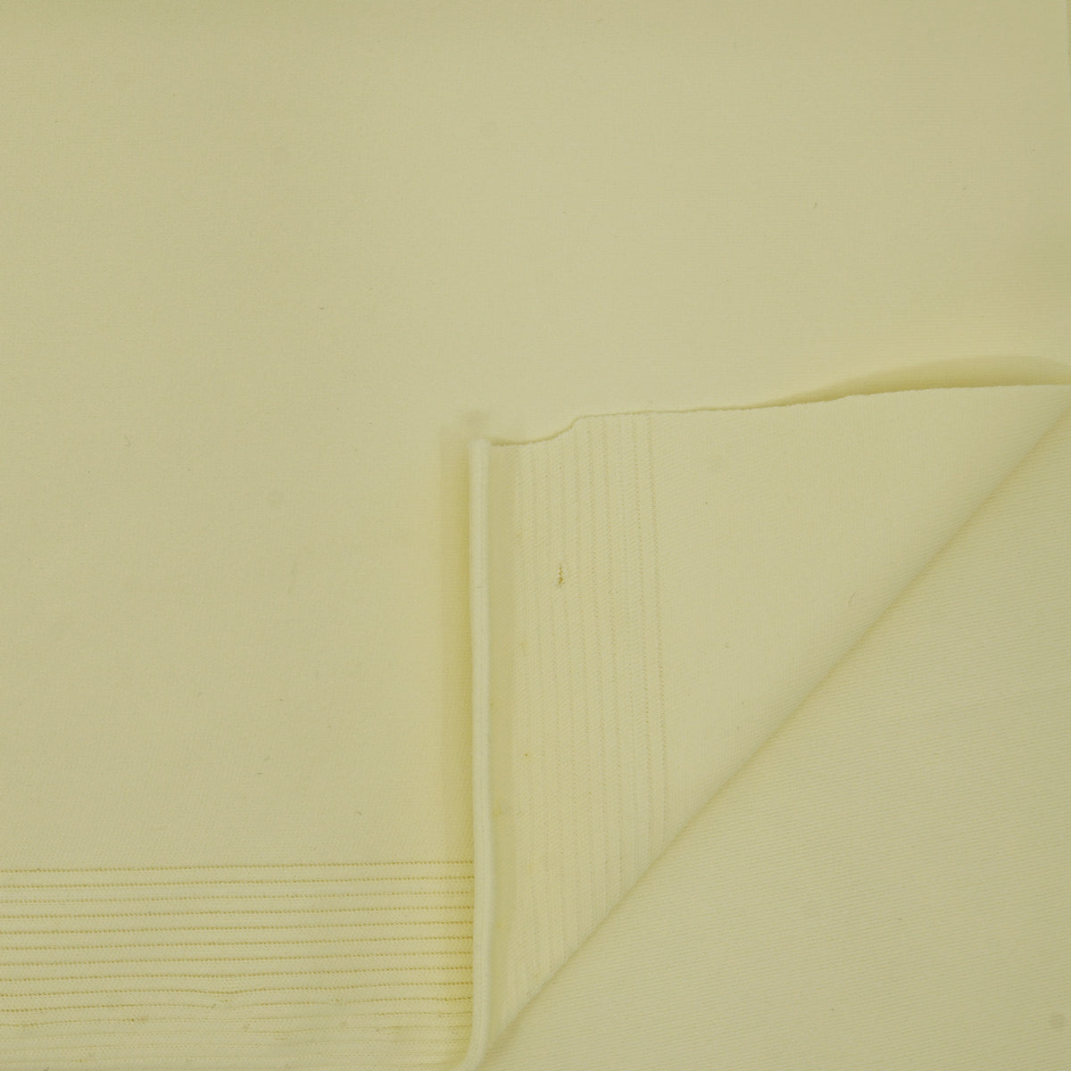 #color_ivory