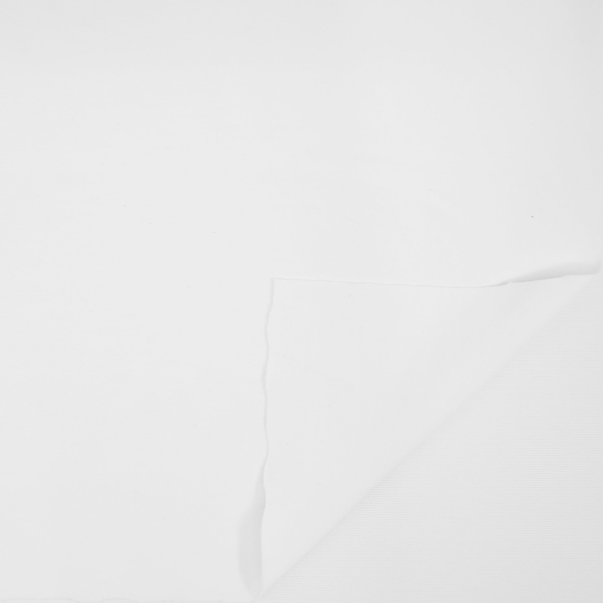 #color_white