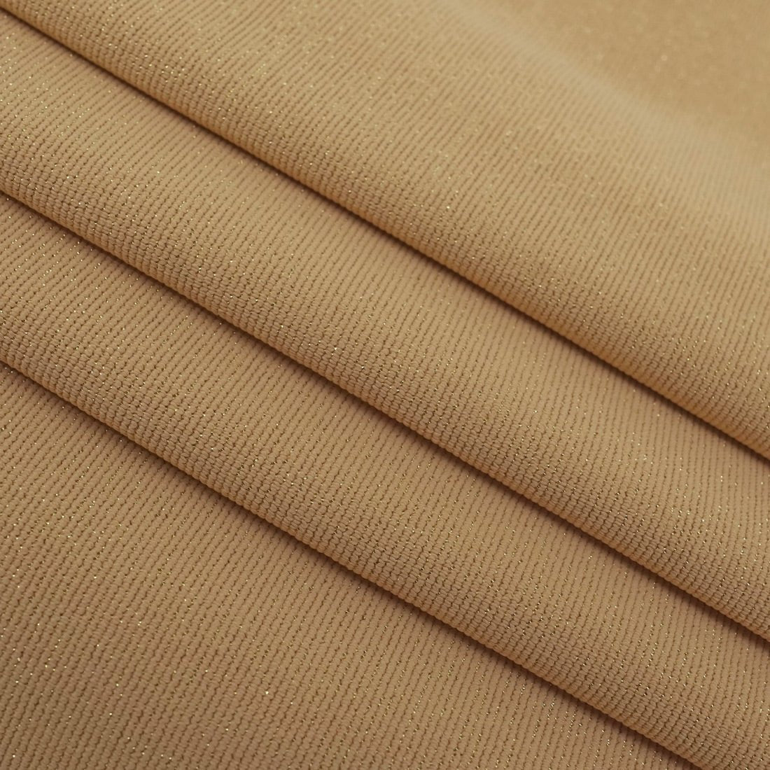 #color_nude/gold