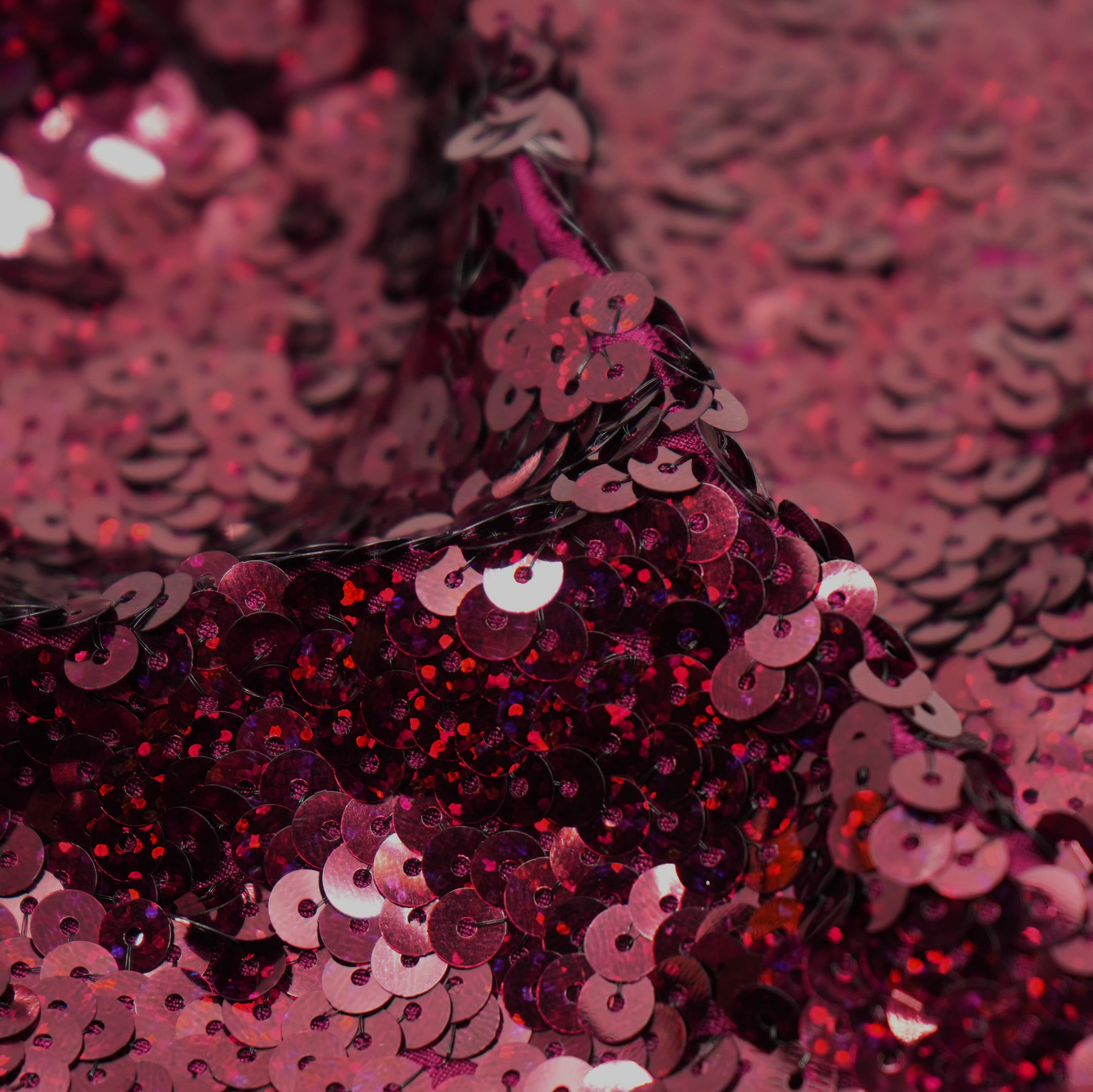 #color_holo Burgundy