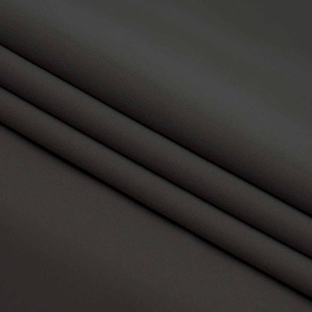 #color_warm gray