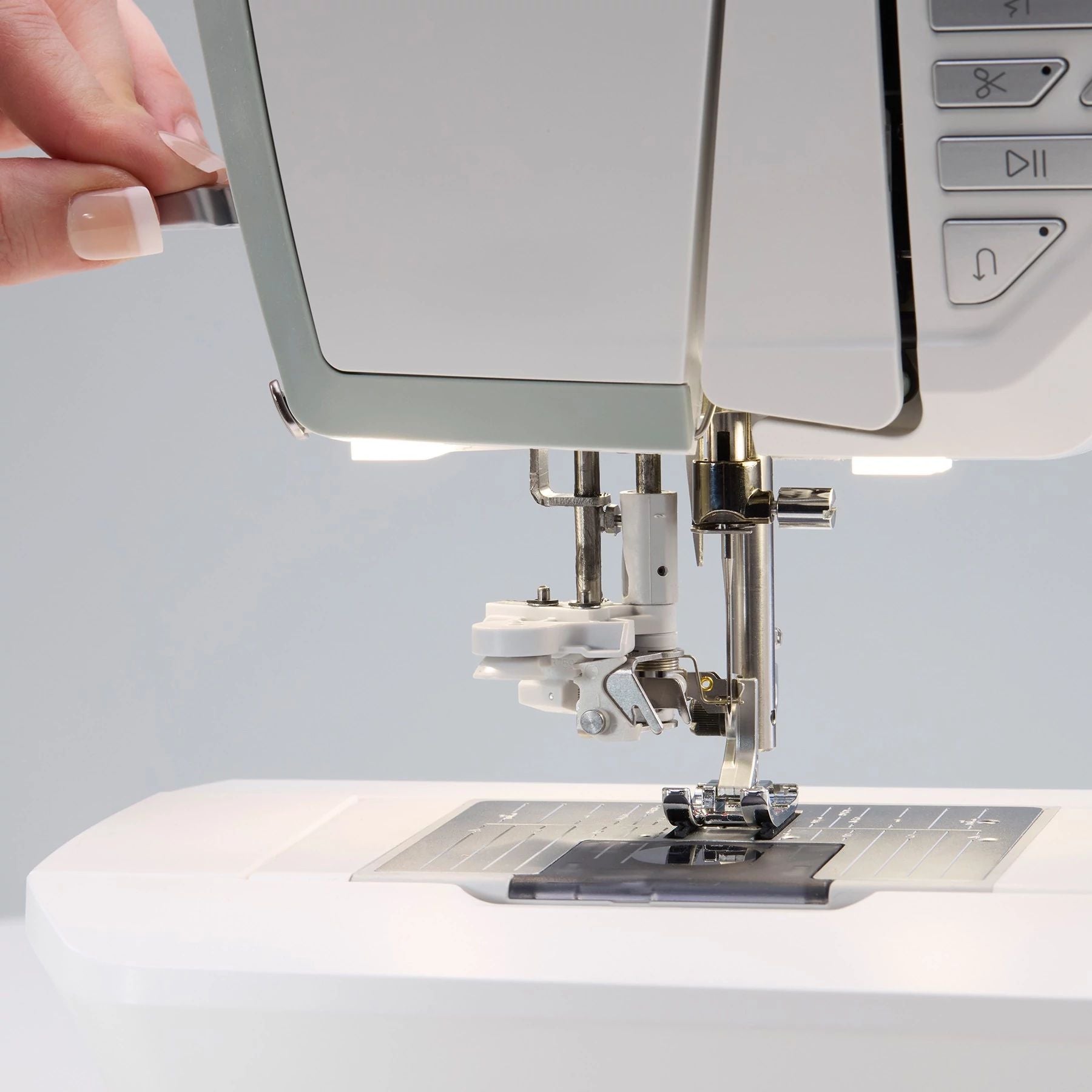 A sample of HUSQVARNA® VIKING® TOPAZ™ 55Q Sewing Machine.
