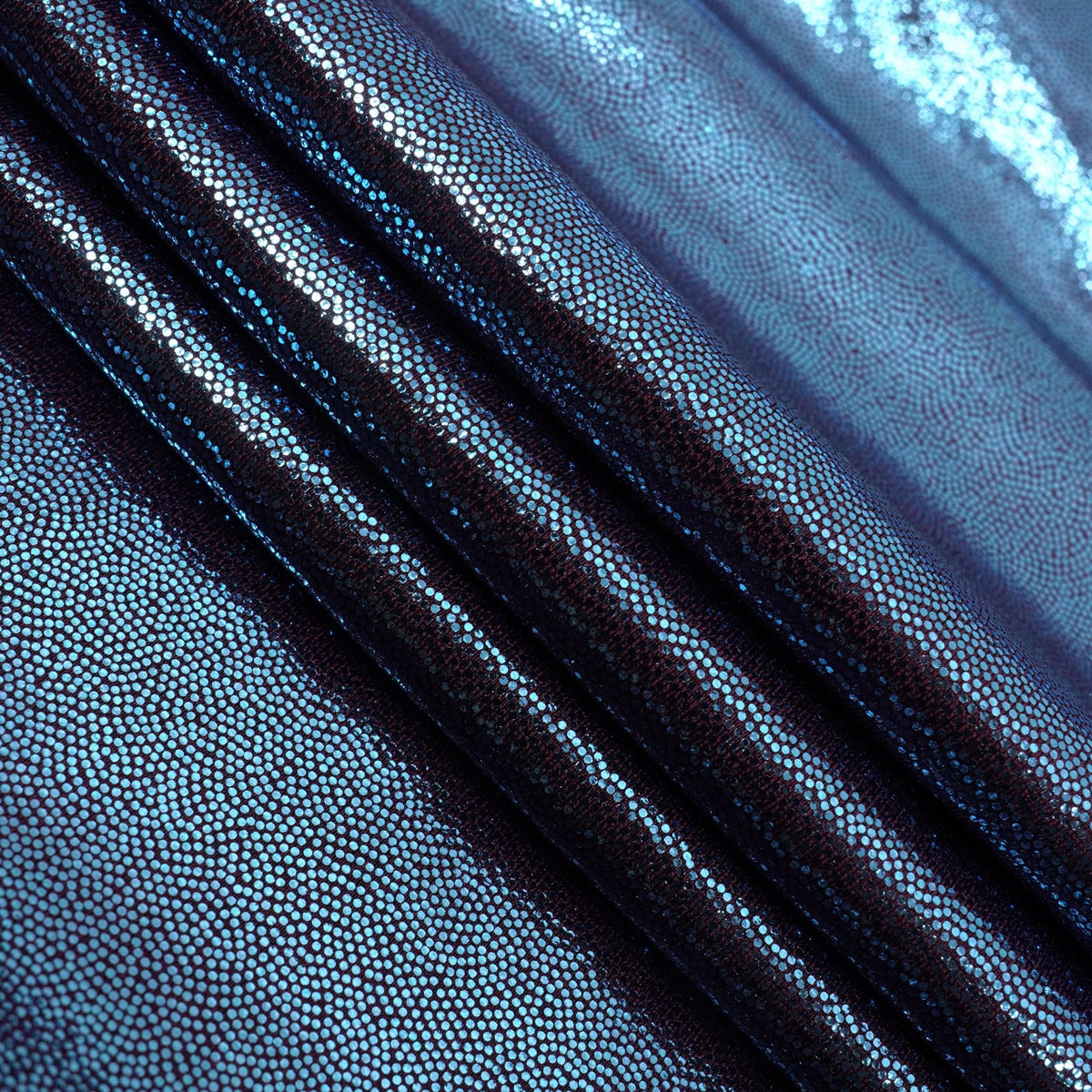 #color_burgundy/dim blue