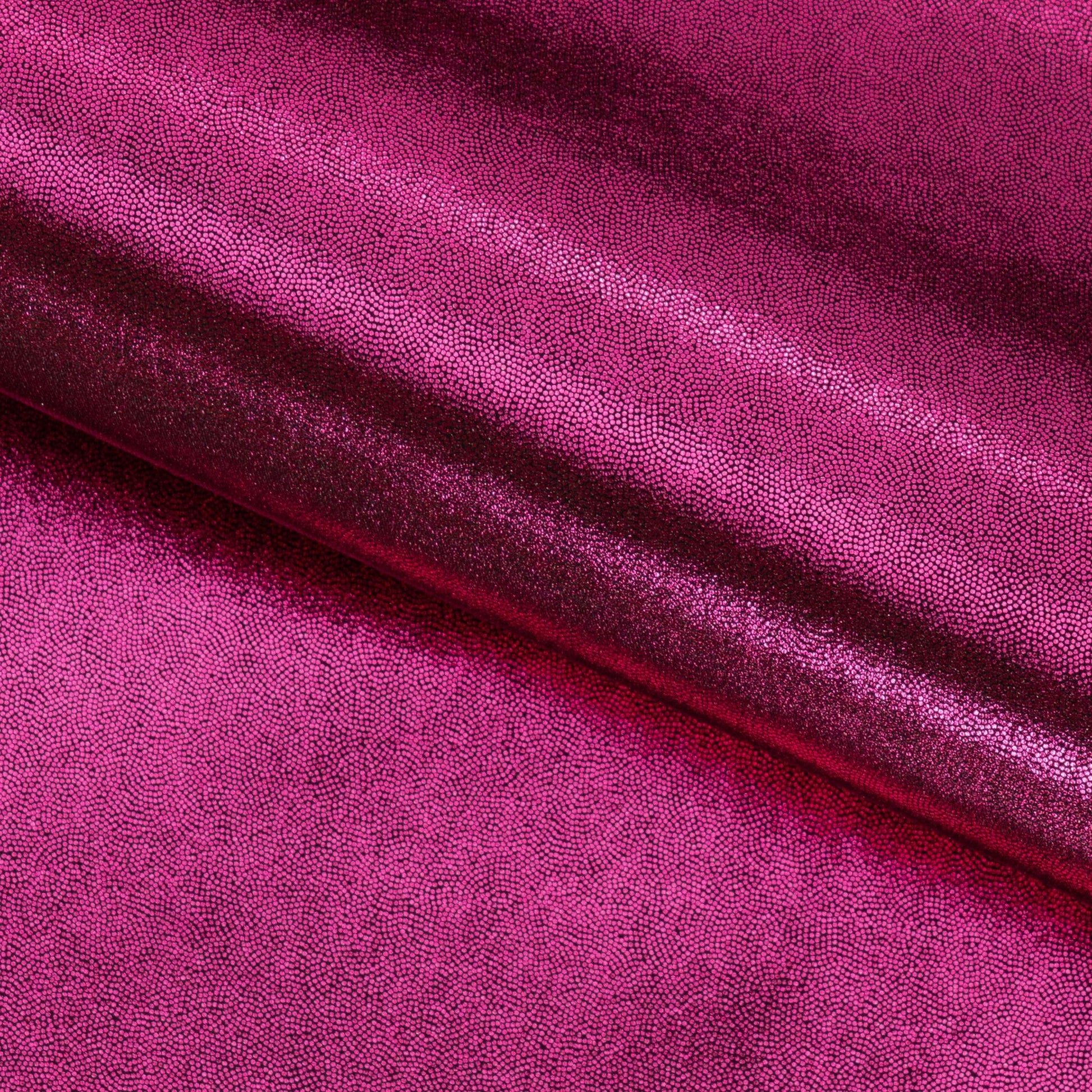 #color_black/fuchsia