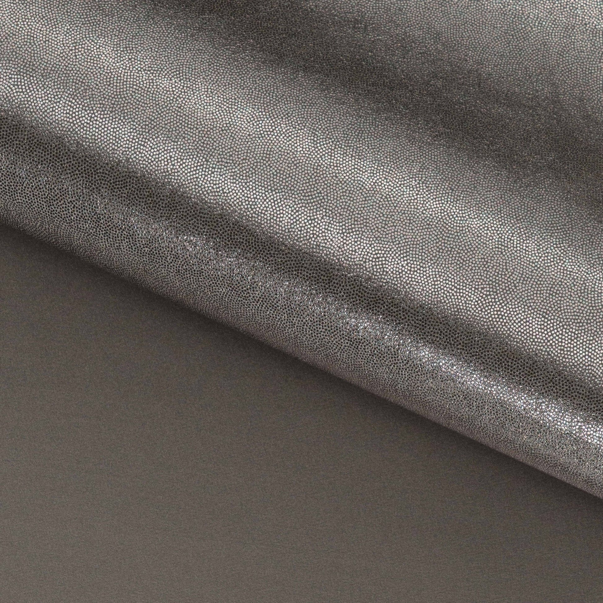 #color_gunmetal/gunmetal