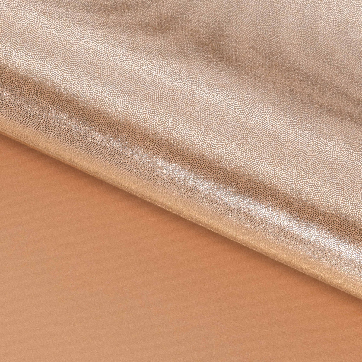#color_peach/light gold