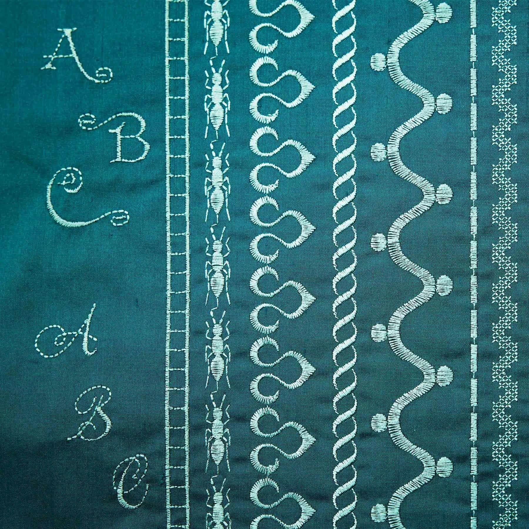 A sample of PFAFF® expression™ 715 Sewing Machine.