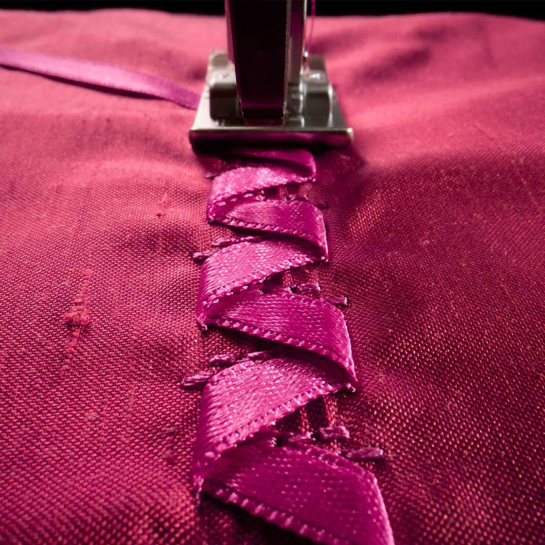 A sample of PFAFF® expression™ 715 Sewing Machine.
