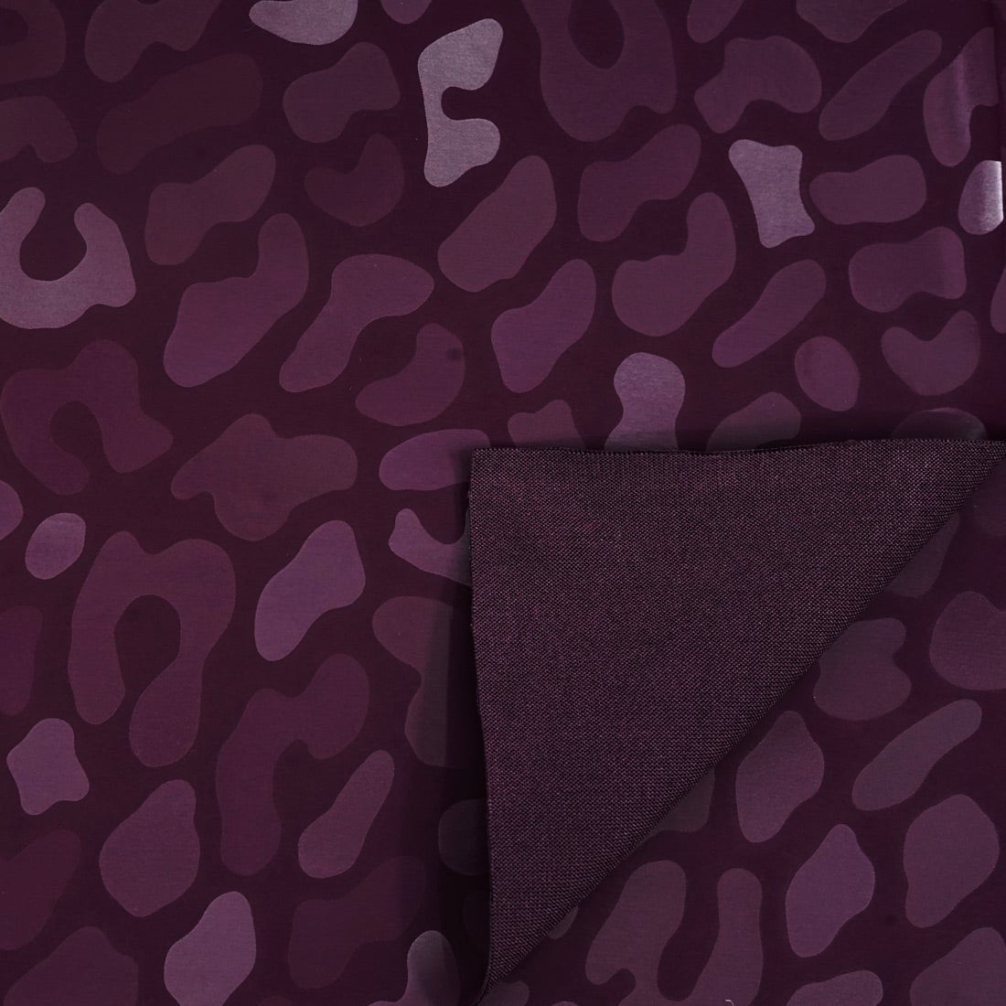 #color_aubergine