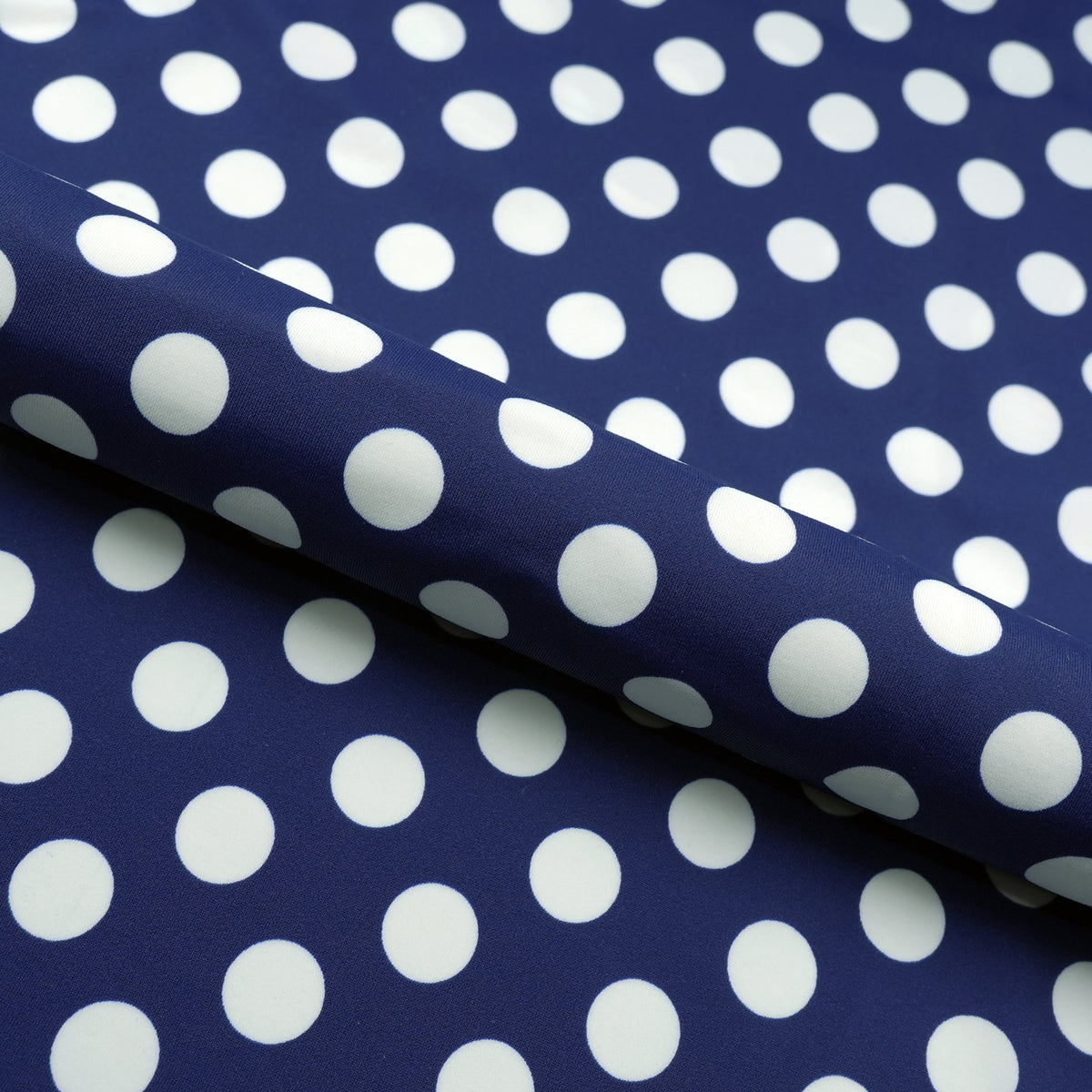#color_navy/white