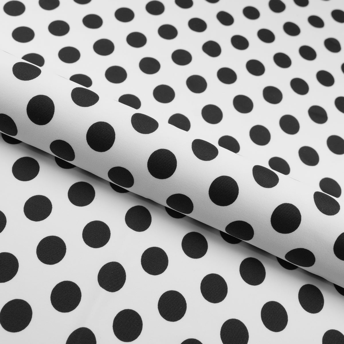 #color_white/black