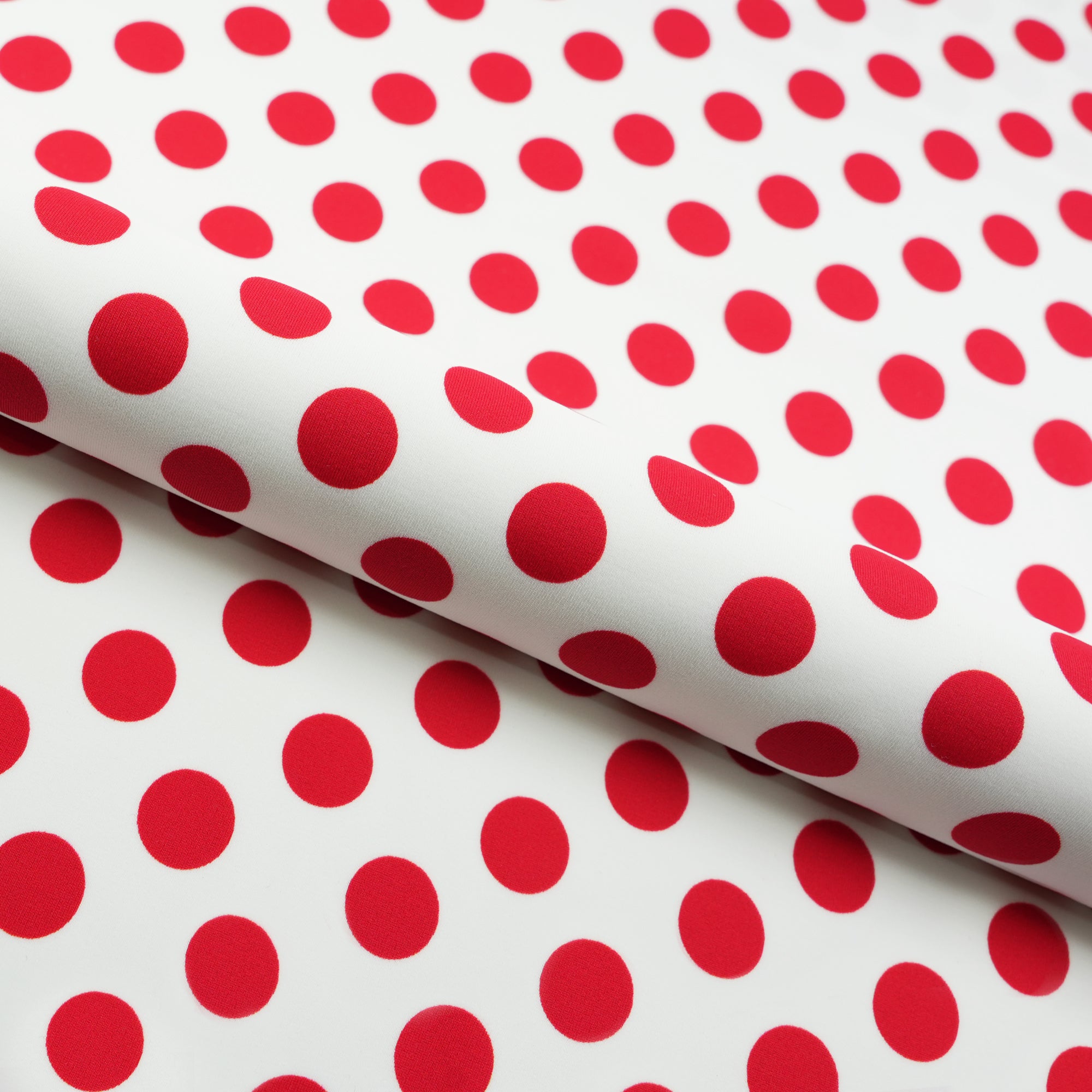 #color_white/red