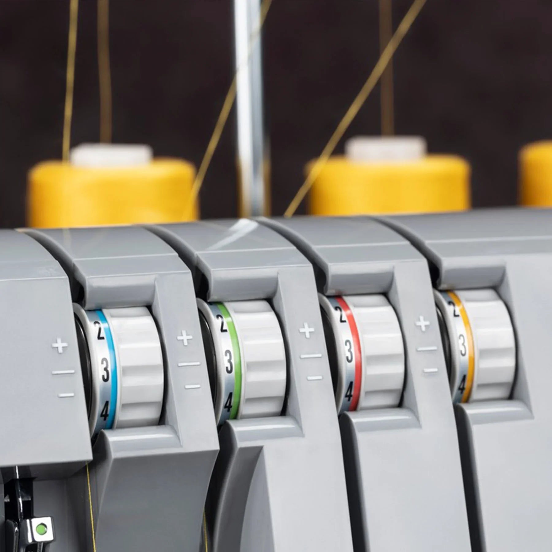 A sample of the Singer HD0400S Heavy Duty Serger Sewing Machine.