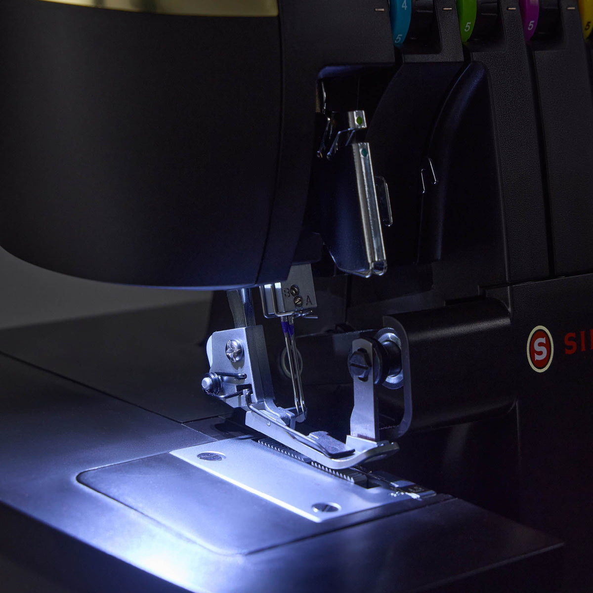 A sample of SINGER® HD0500S Classic Black Serger.