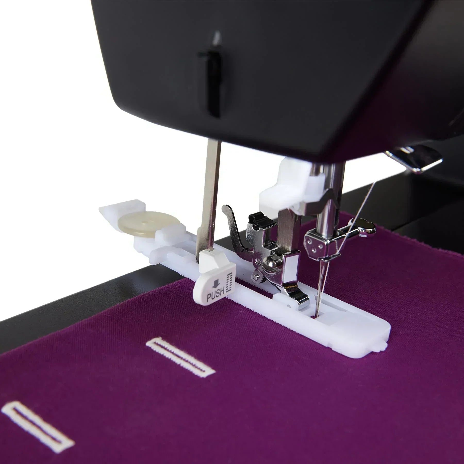 A sample of the Singer Heavy Duty 6600C Sterling Sewing Machine Sewing fabric.