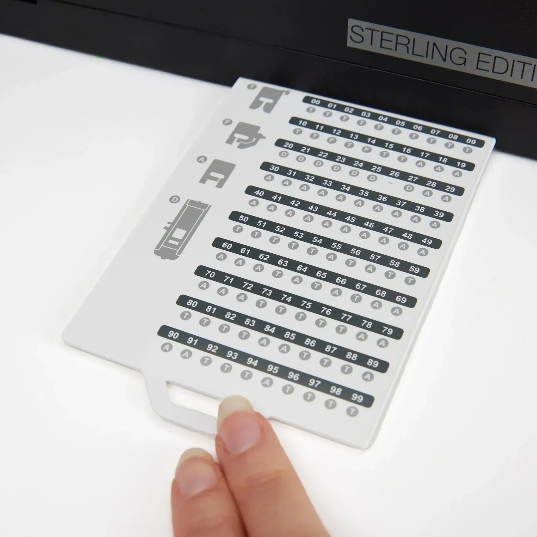 Pattern sheet of the Singer Heavy Duty 6600C Sterling Sewing Machine.
