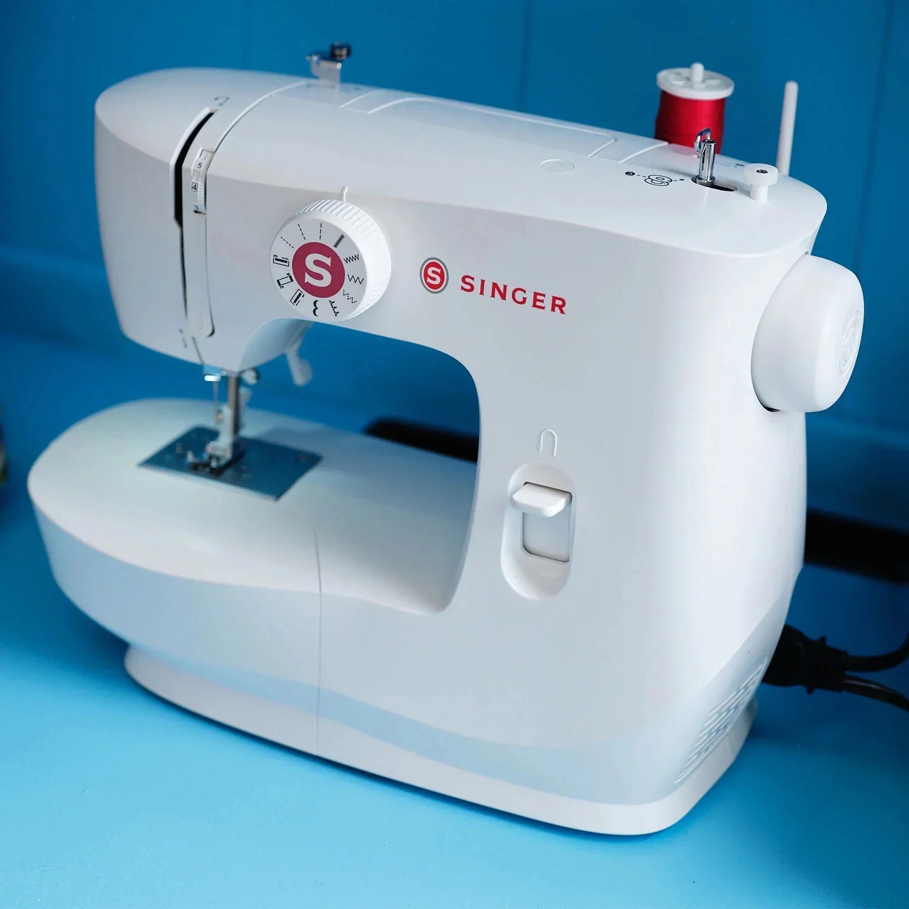 A sample of SINGER® MX60 Sewing Machine.