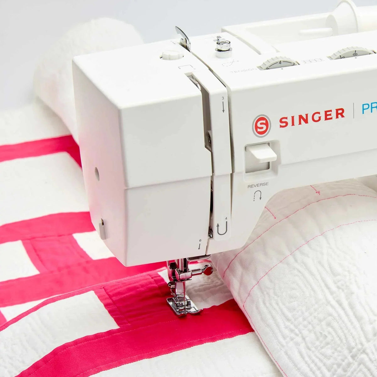 A sample of SINGER PRISMA Heavy Duty Sewing Machine.