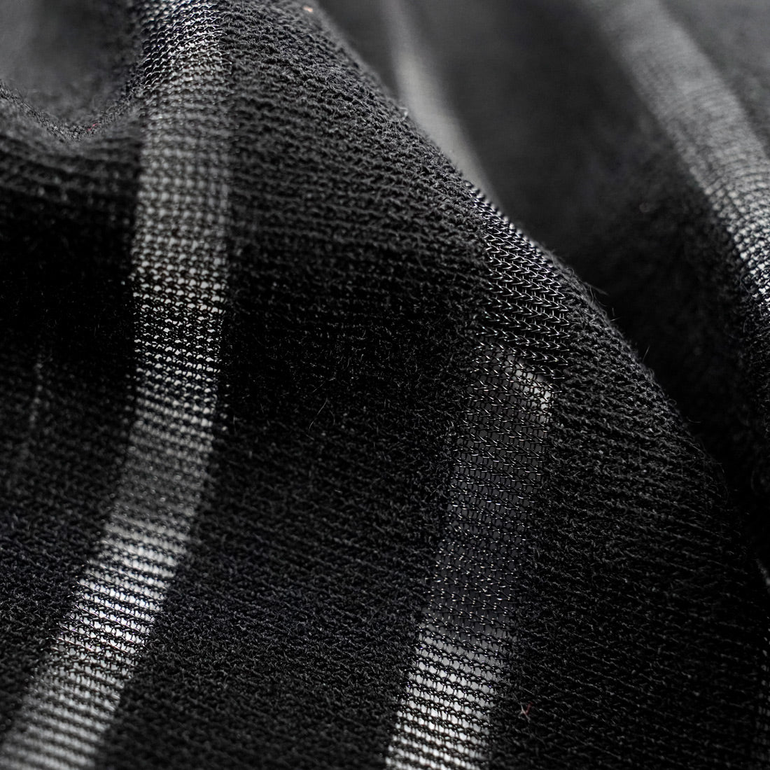 #color_black/black