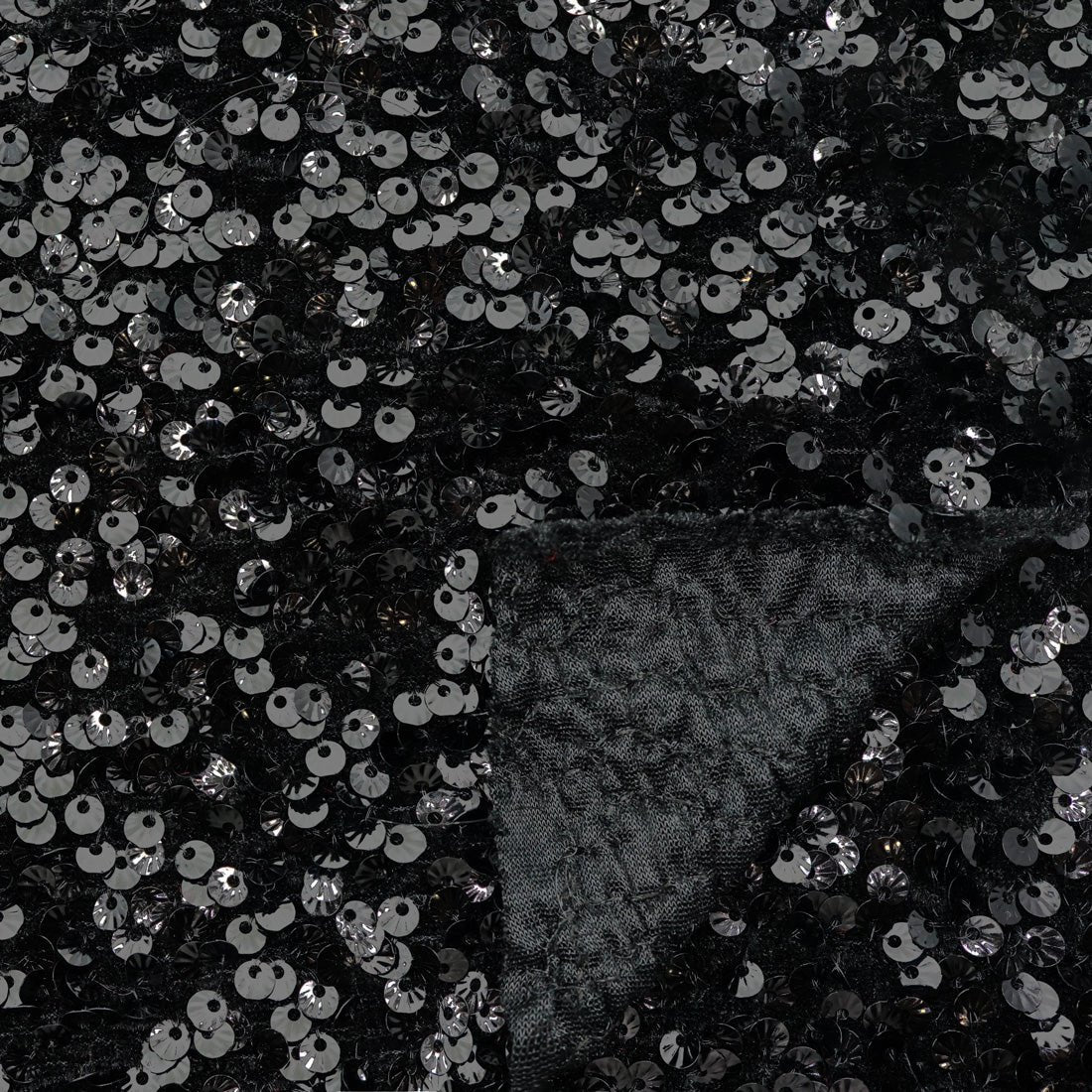 #color_black/black