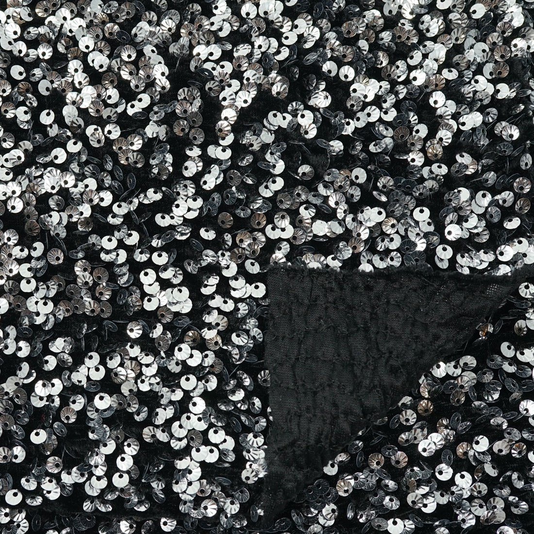 #color_black/silver