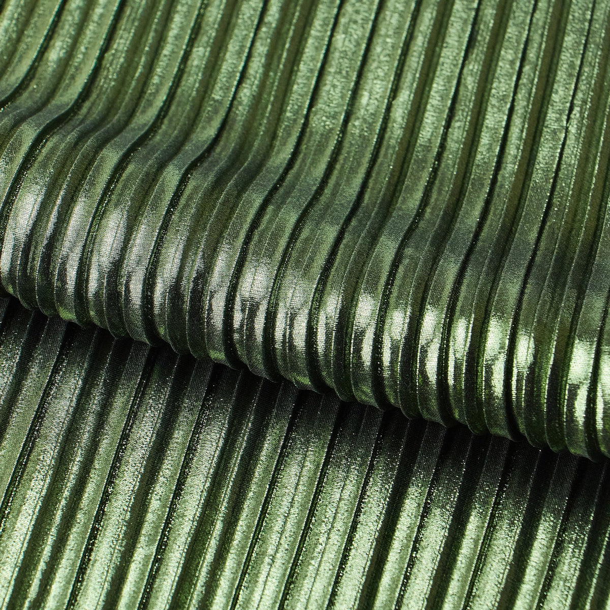 #color_black/olive