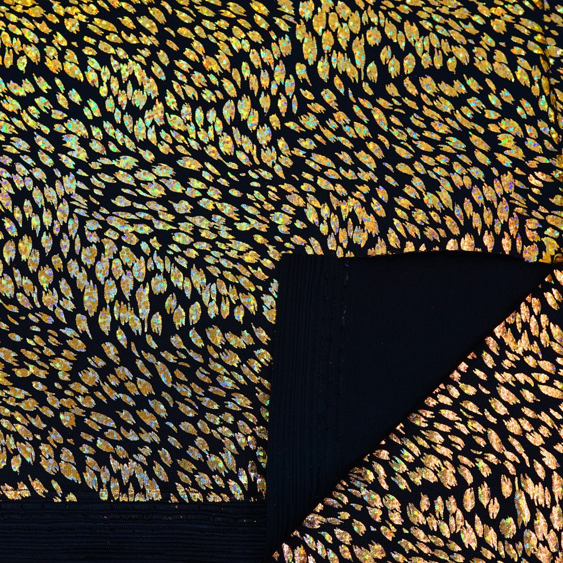 #color_black/gold