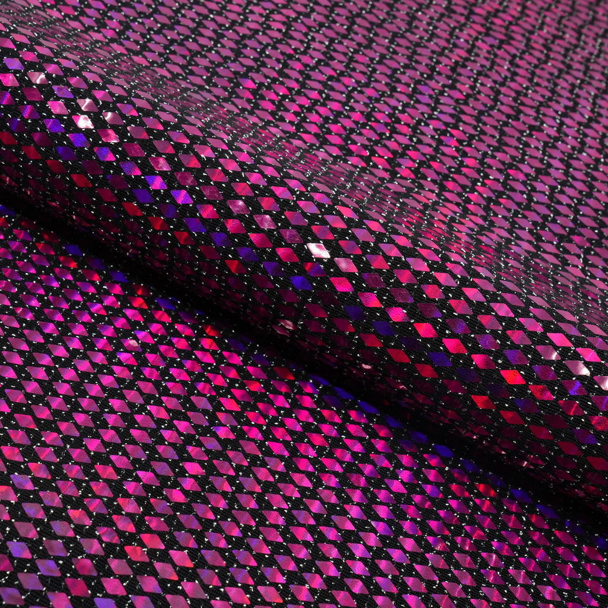 #color_black/fuchsia