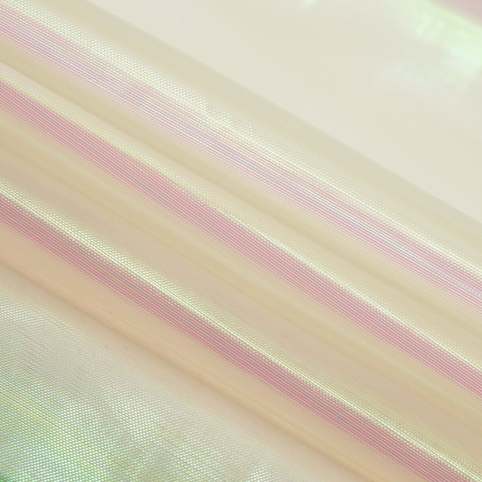 #color_champagne mist