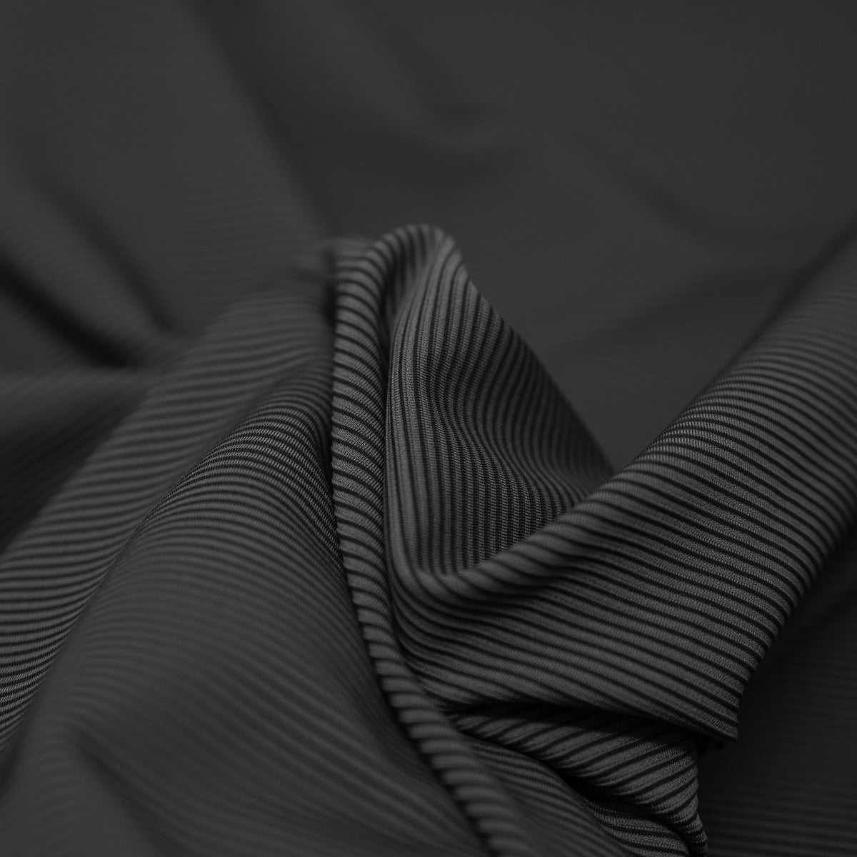 #color_black/charcoal