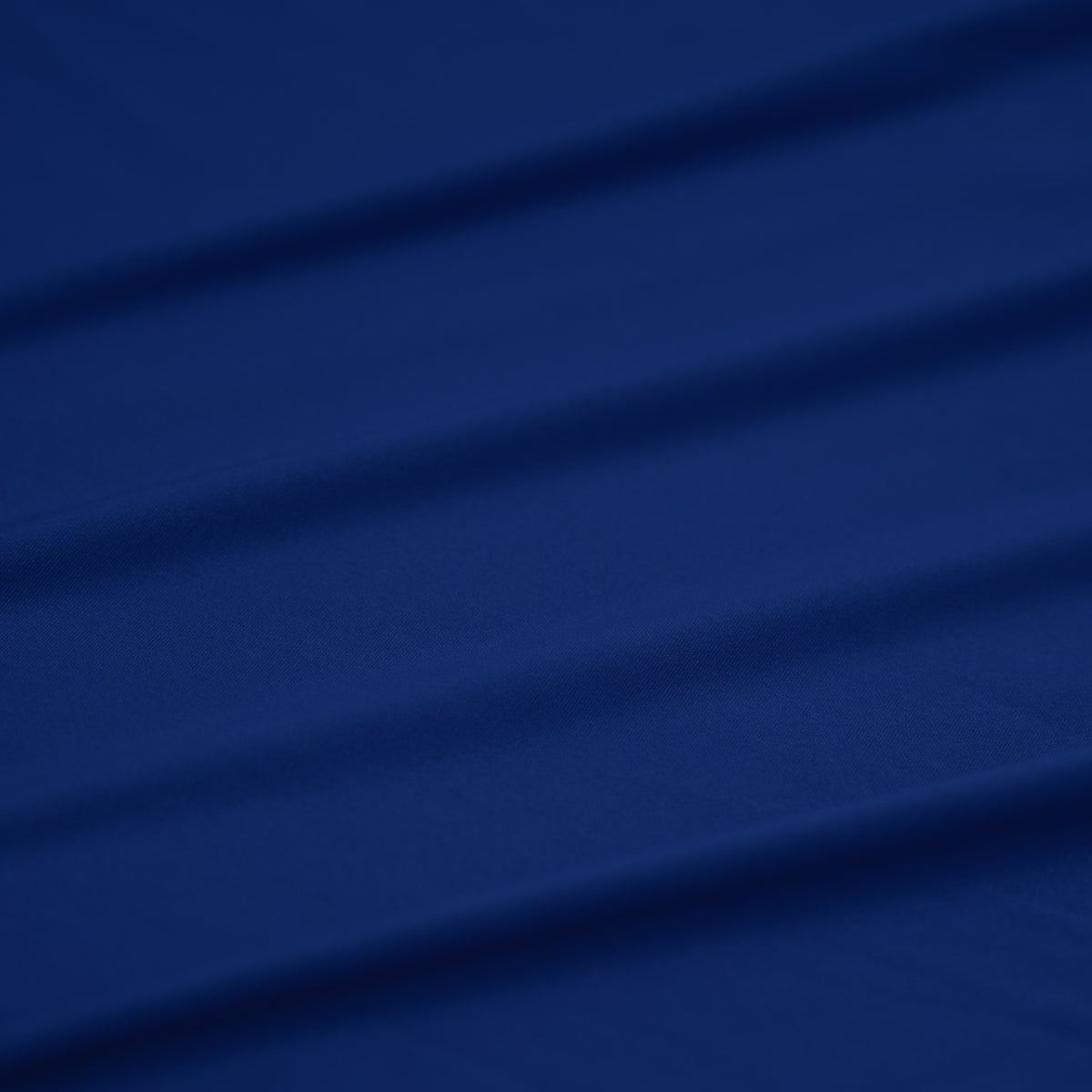 #color_Deep Royal