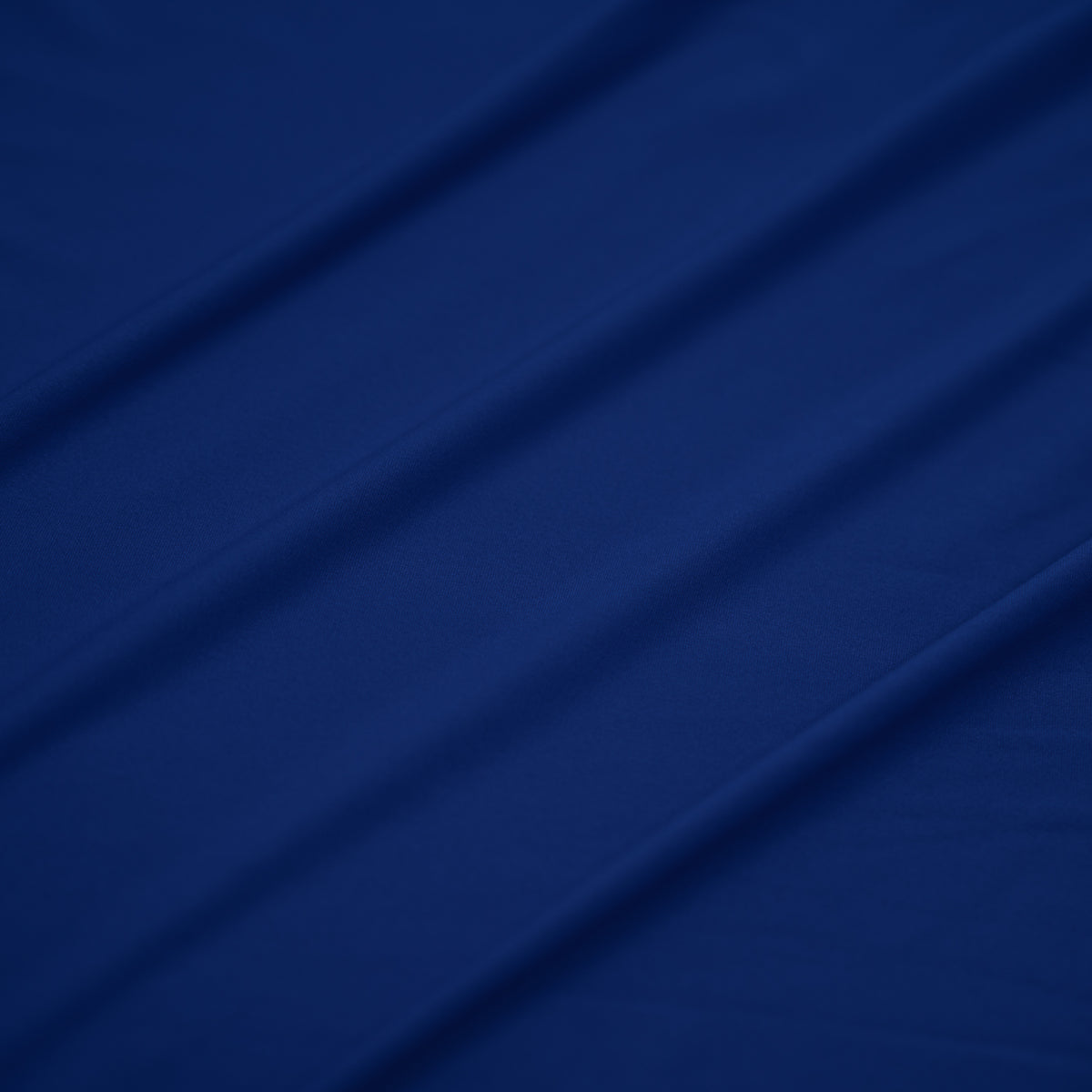 #color_Deep Royal