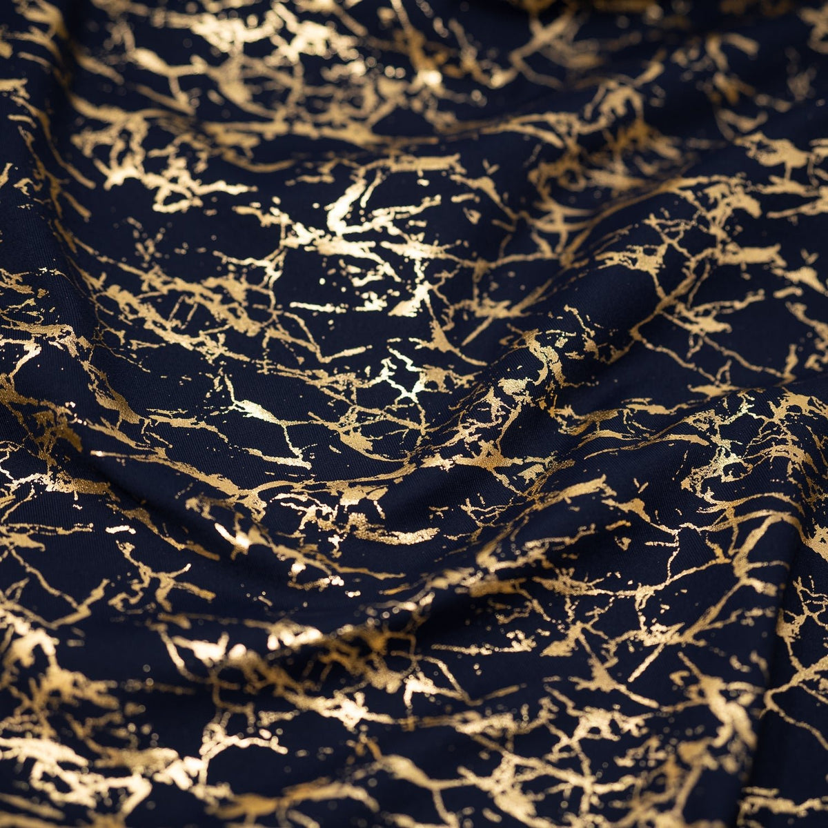 #color_Navygold