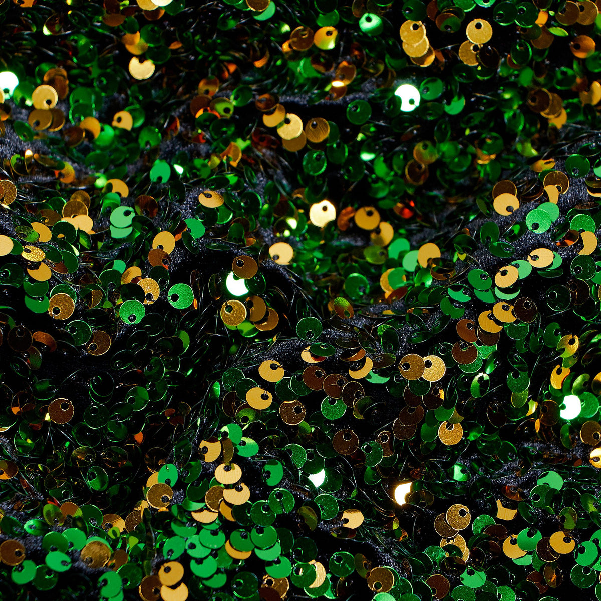 #color_black/green/gold