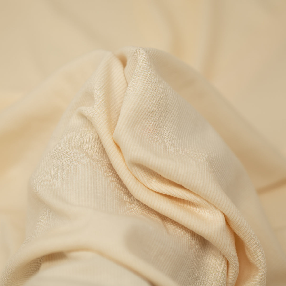 #color_Ivory