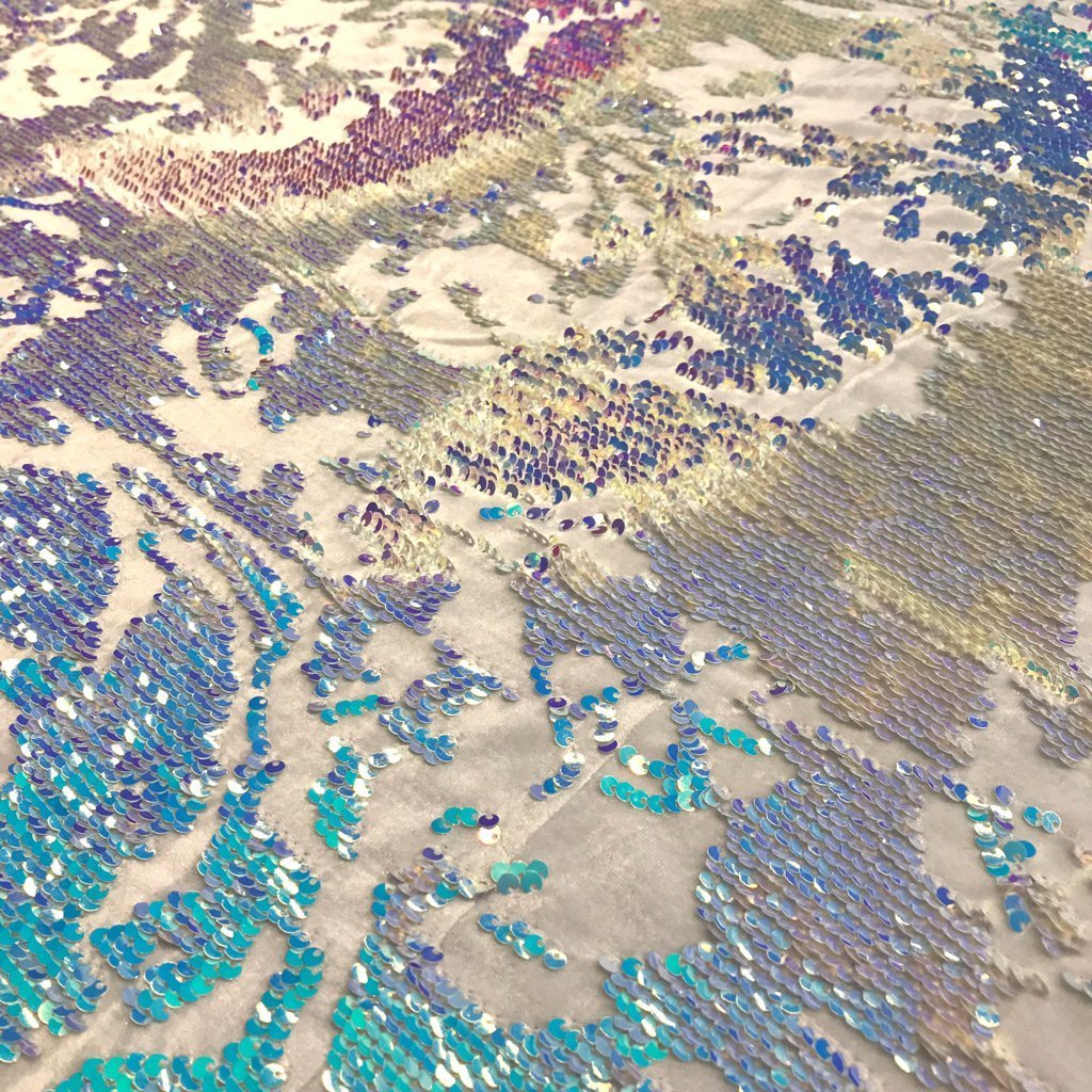 #color_white/cool iridescent