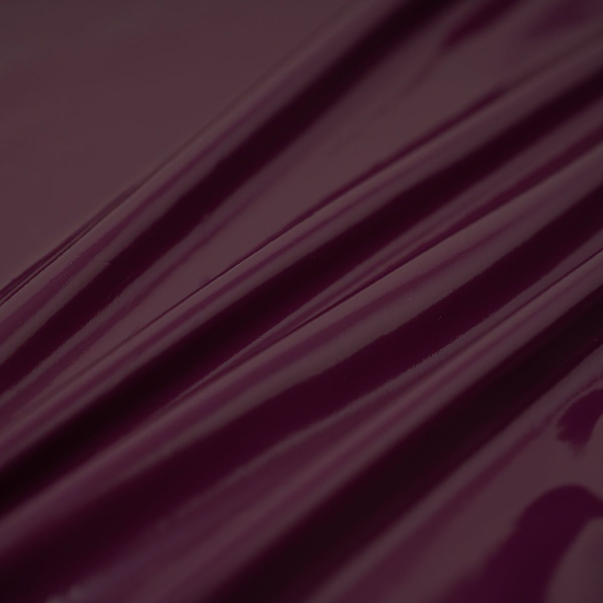 #color_plum