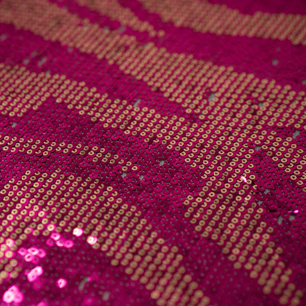 #color_fuchsia/gold