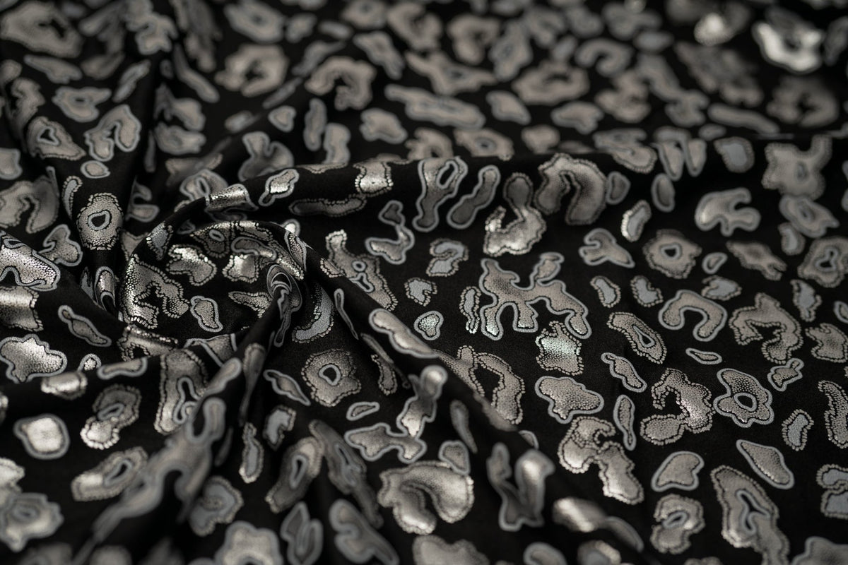 #color_black/silver