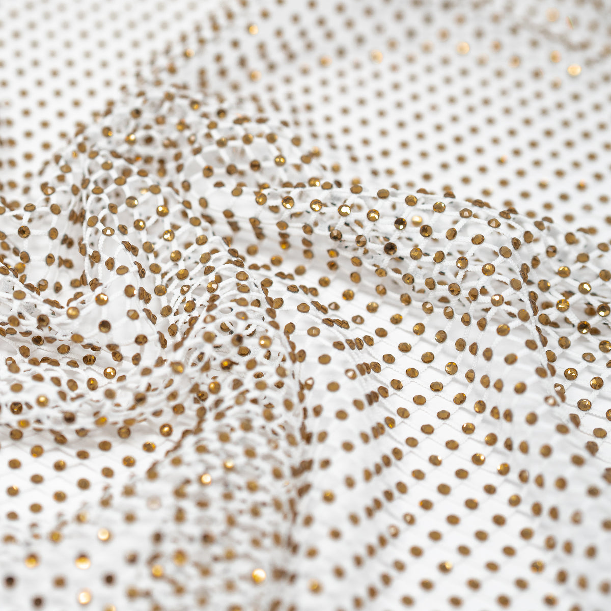#color_white/gold