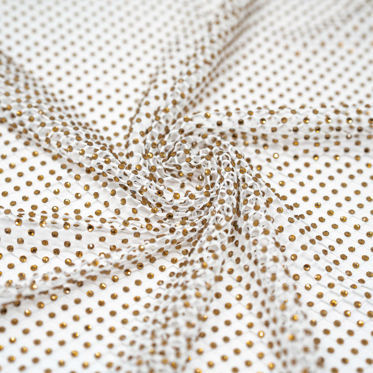 #color_white/gold