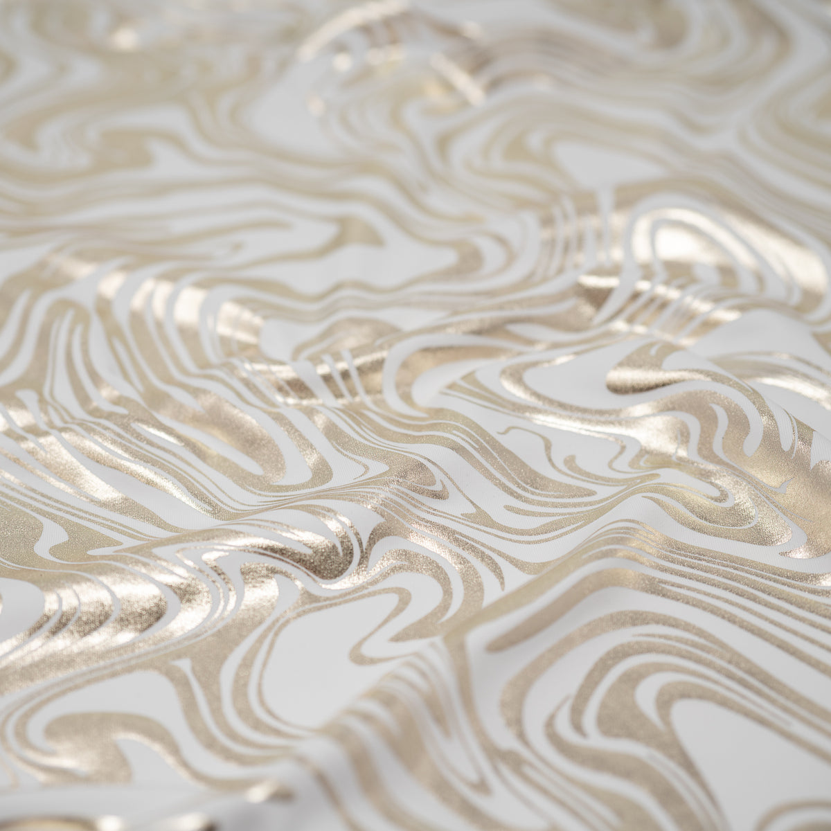 #color_white/light gold