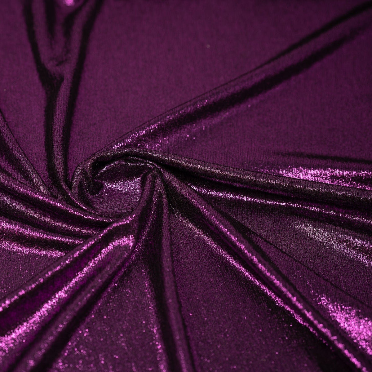 #color_black/fuchsia