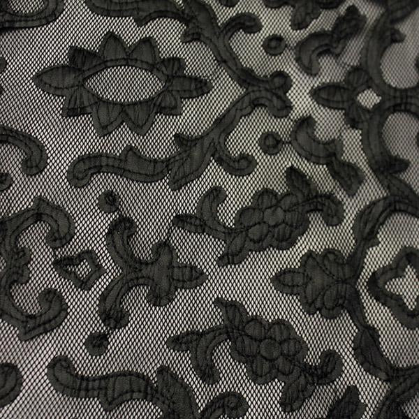 #color_black/black