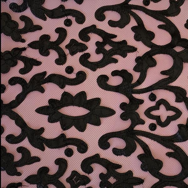 #color_pink/black
